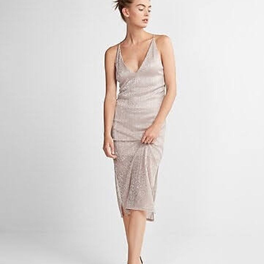 Express Sparkly Silver Pleated Deep V-Neck Sheath Dress NWT/NEW